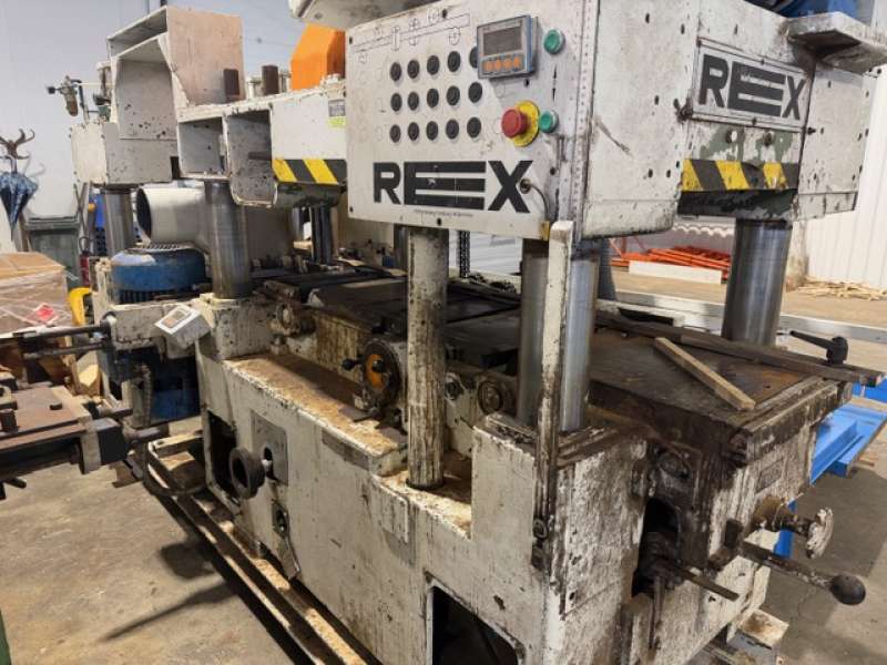 Raboteuse 4 faces de charpente bois vert 300 x 300 mm 