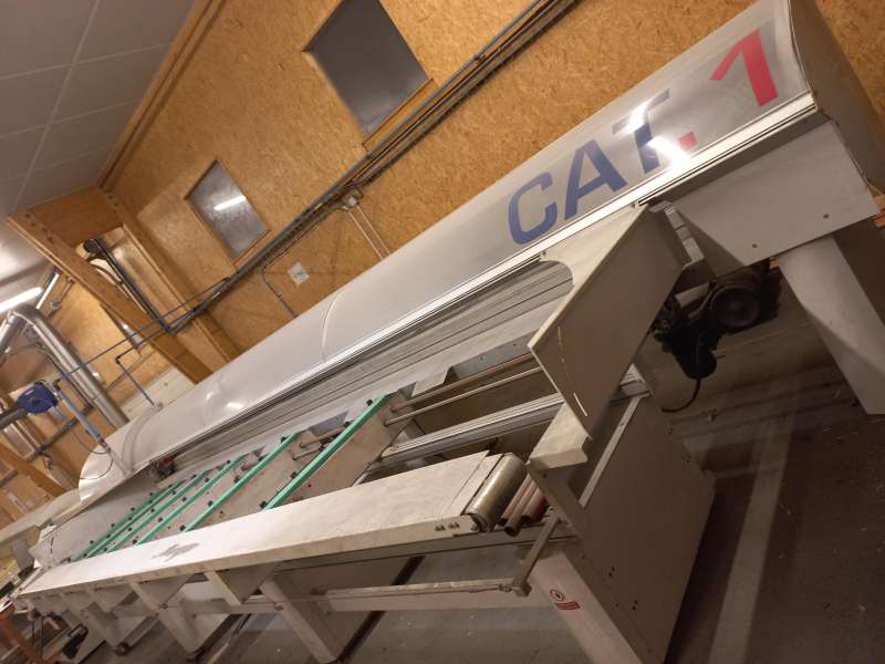 tronçonneuse à pousseur 7 mètres, avec chaînes d'entrée 